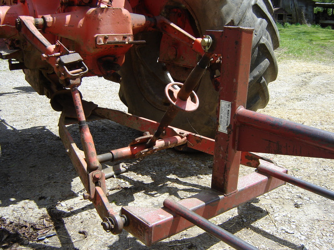 Allis Chalmers 3 point hitch D17 series IV only with toplink